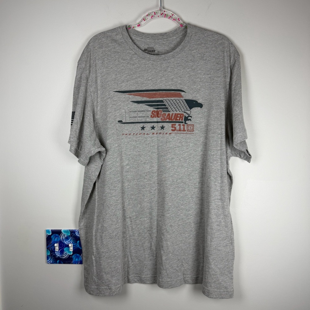 Men’s 5.11 Tactical x Sig Sauer Gray T-Shirt Short Sleeve Graphic Tee 2XL
